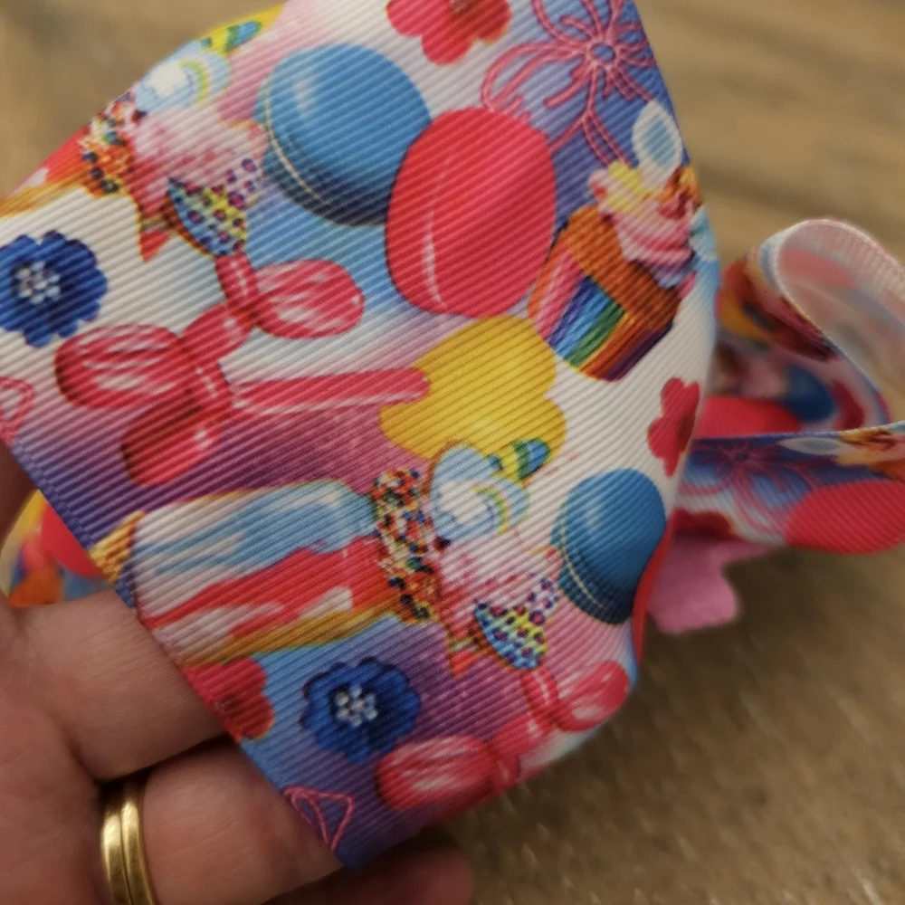 JoJo Siwa Sweet Celebrations Glitter Cupcake Girls Birthday Large Hairbow